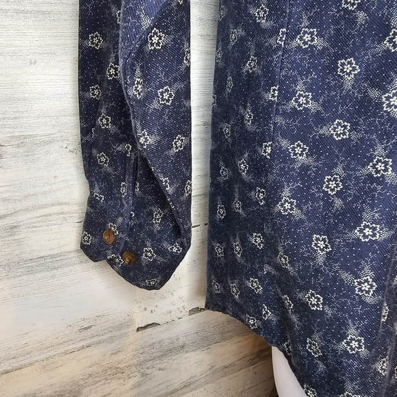Vintage John Rich & Bros Woolrich Shirt Men's Small Floral Print Button Up Blue - Picture 8 of 16